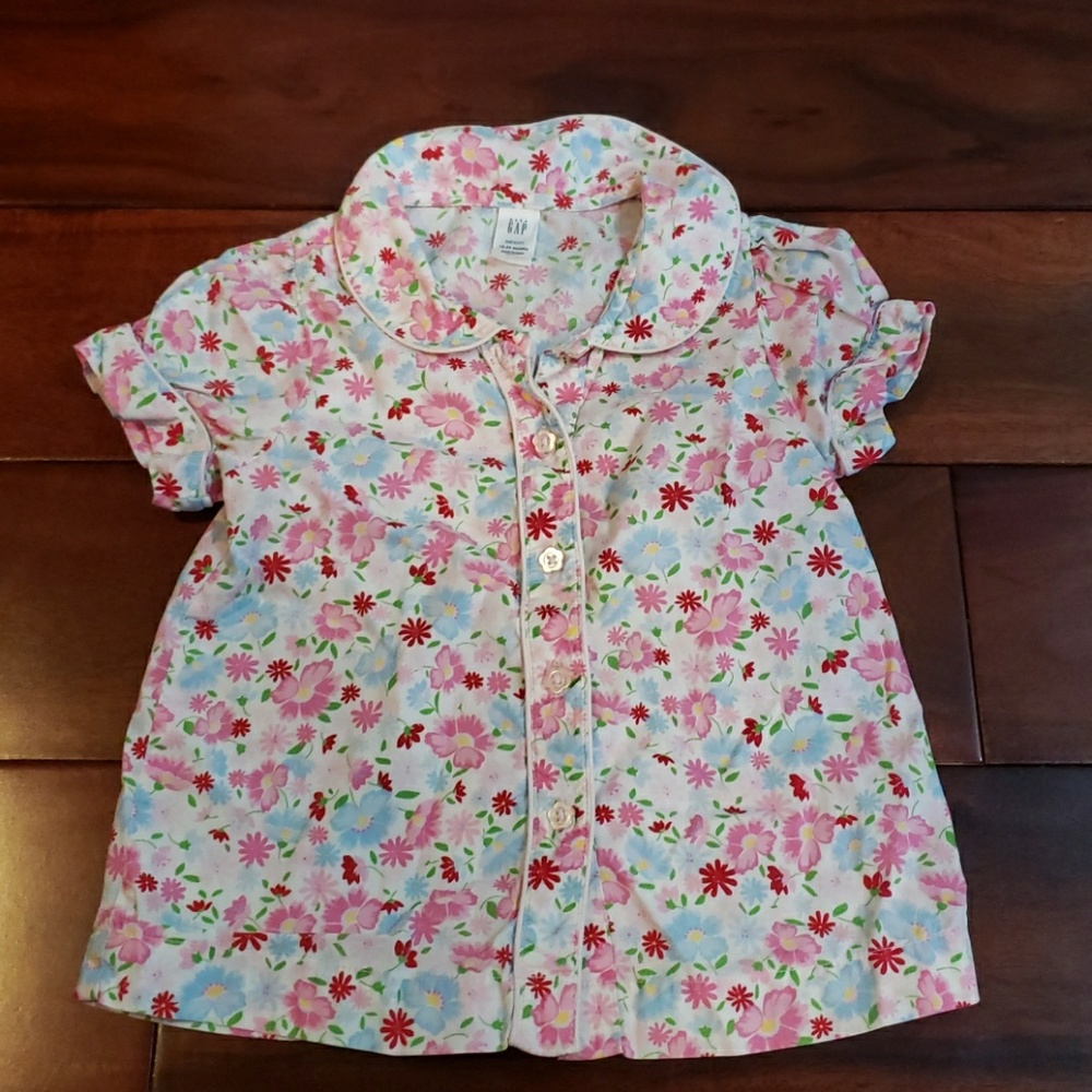 Baby gap shirt